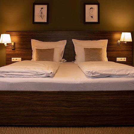 Landhotel Wolfschlugen Esterno foto
